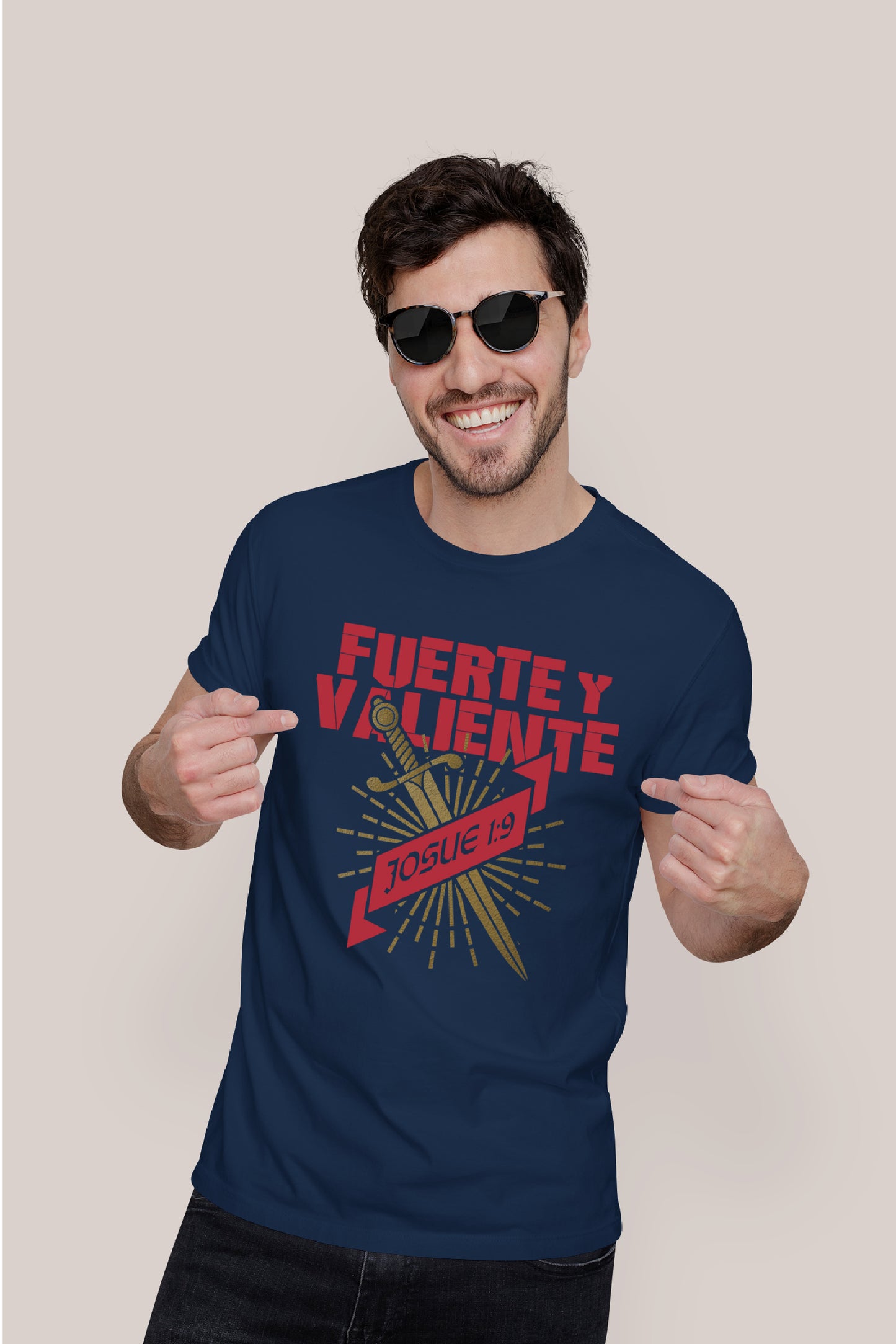 Playera Cristiana Fuerte y Valiente | Xtomorfosis